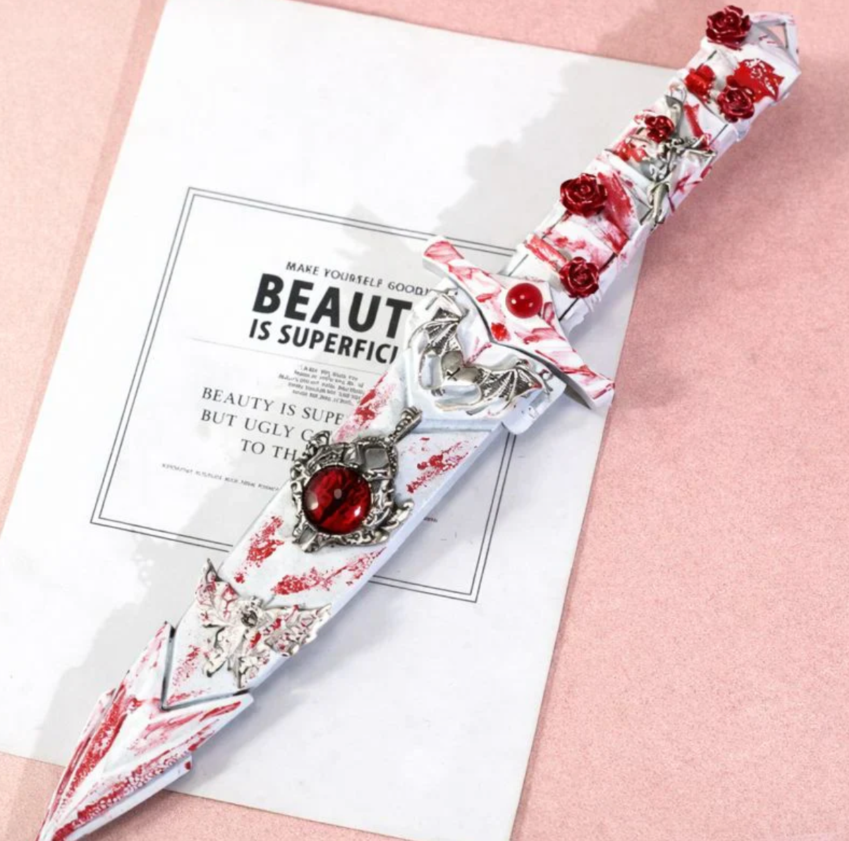 Essential Nooks™ Verzauberte Dolche