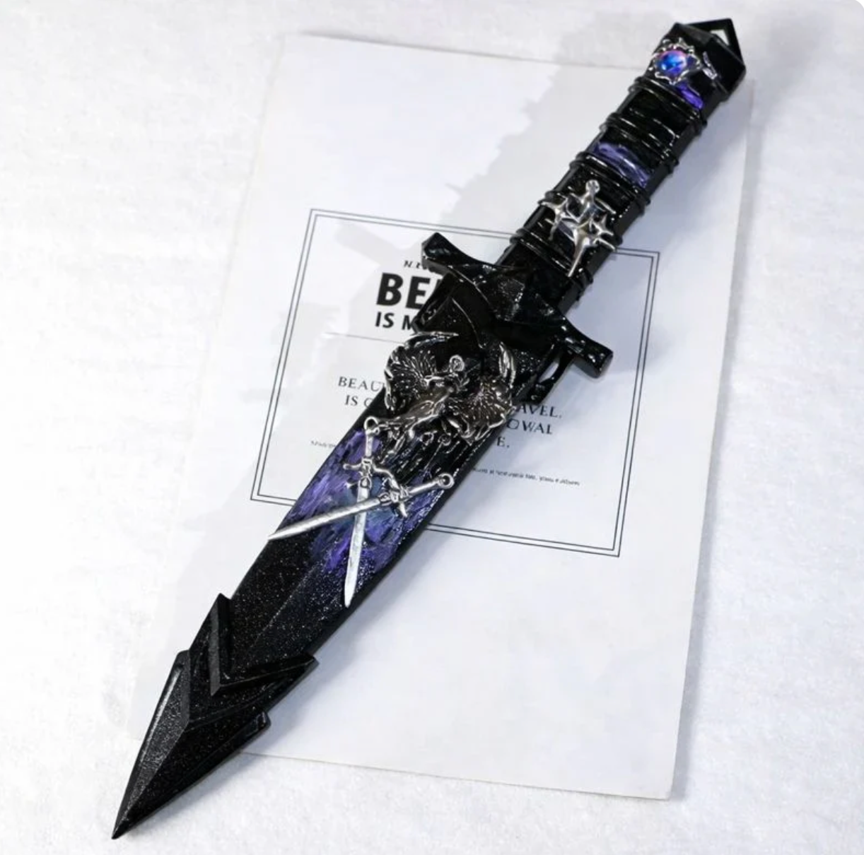 Essential Nooks™ Verzauberte Dolche